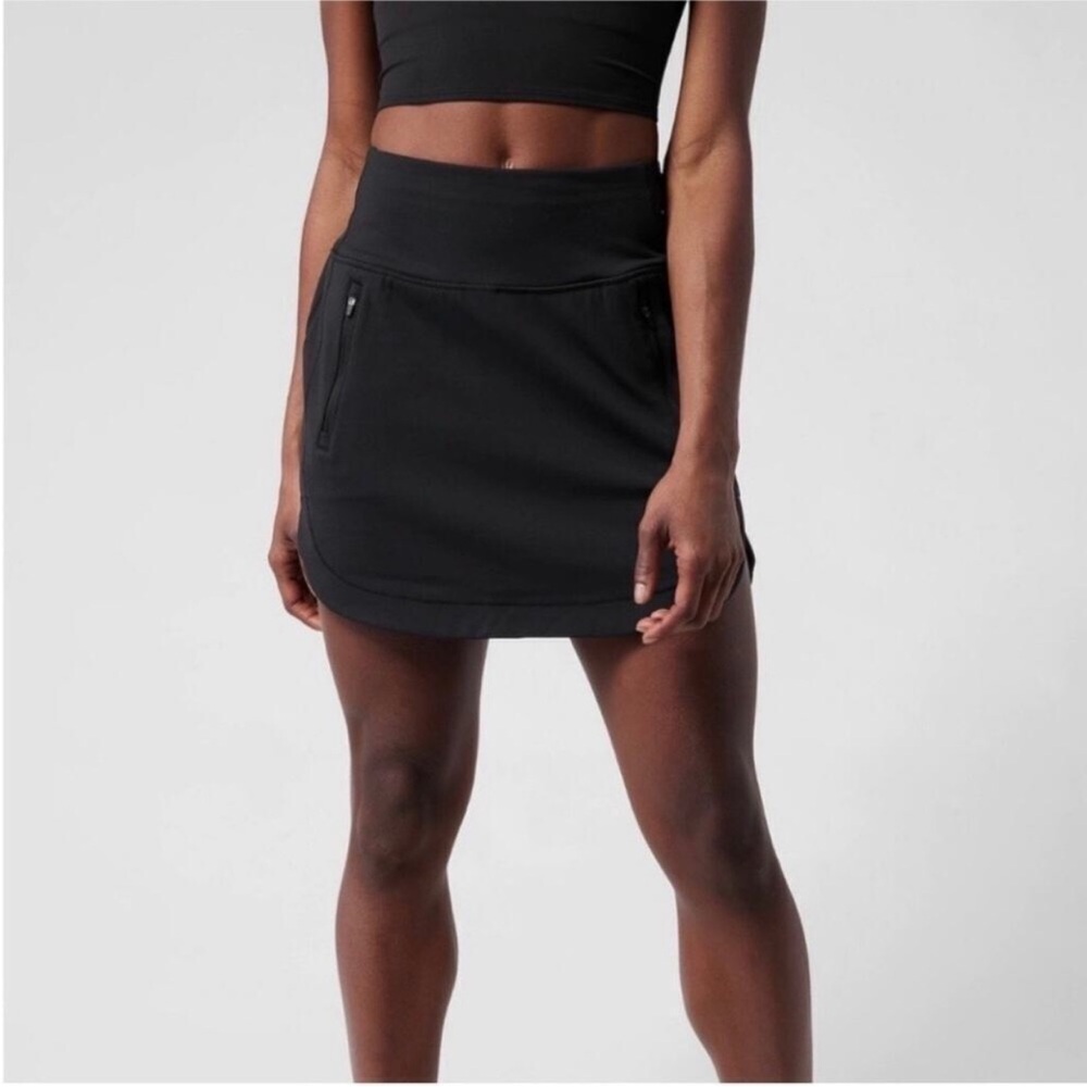 Athleta Fairway Black Golf Skort 18” M